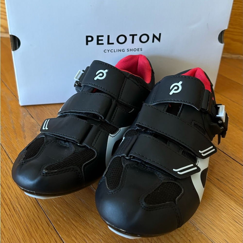 🚴‍♀️Peloton Cycling Shoes for Peloton Bike and Bike with Bike Cleats
